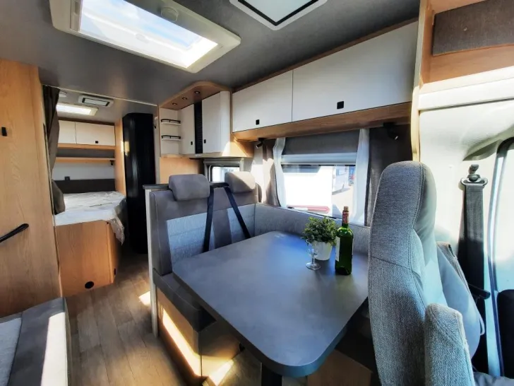 Fahrzeugbild Hobby ONTOUR T 700 F Verfüg./Sparen Sie 17.140,- € #6
