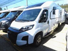 Fahrzeugbild Bürstner Signature SFT 7.4 Navi+Kamera+L-Sitzbank+Markise #1