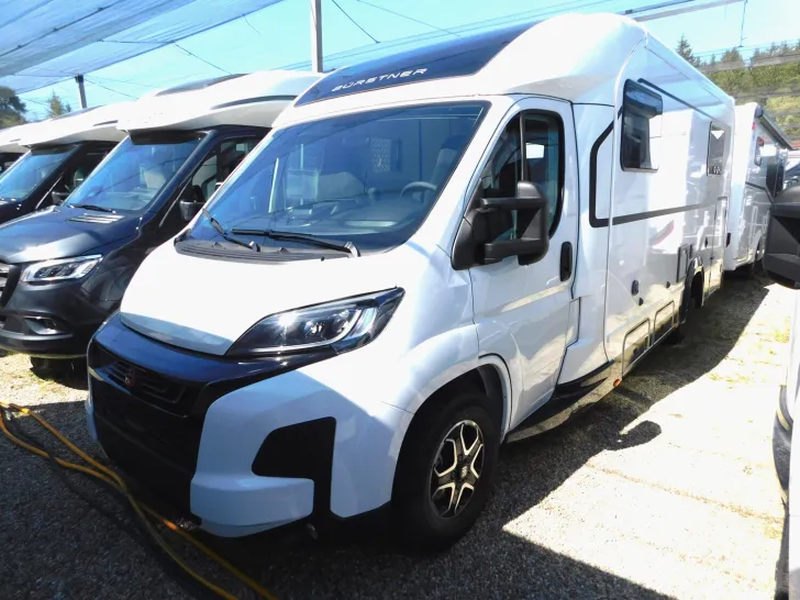 Fahrzeugbild Bürstner Signature SFT 7.4 Navi+Kamera+L-Sitzbank+Markise #1