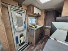 Fahrzeugbild Weinsberg CaraCompact EDITION PEPPER 600 MF TraumMobil*opt. Autark-e* #9