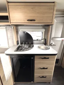 Fahrzeugbild Weinsberg CaraOne 400 LK NEU 2026! 1350kg Insektentür #8
