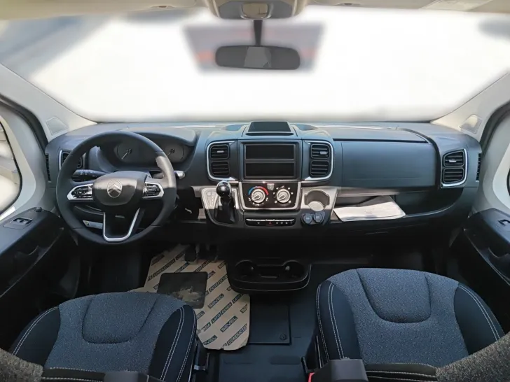 Fahrzeugbild Sunlight Sub TS 67 Citroen #10