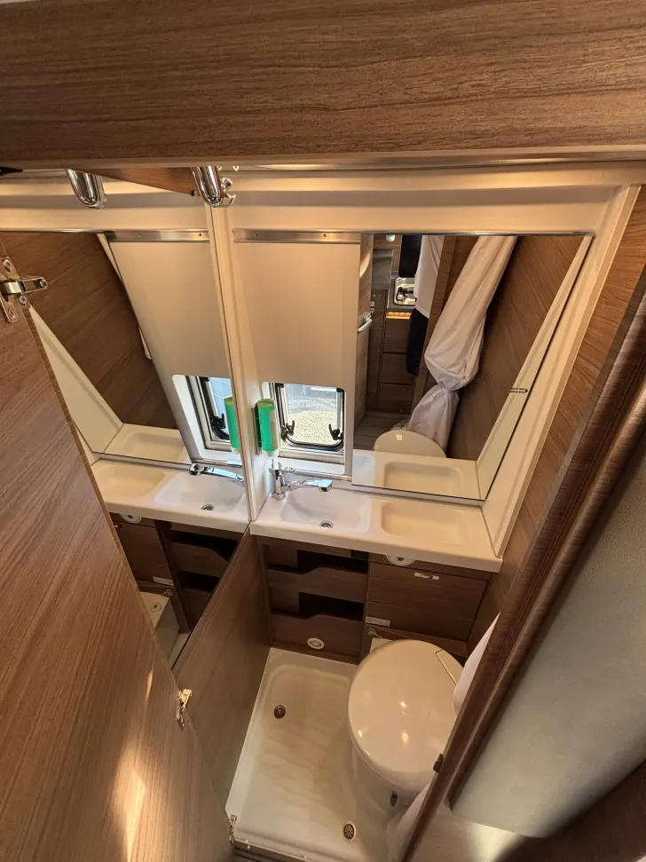 Fahrzeugbild Knaus BoxLife 600 ME Platinum Selection Aufstelldach 180 PS Automatik #10