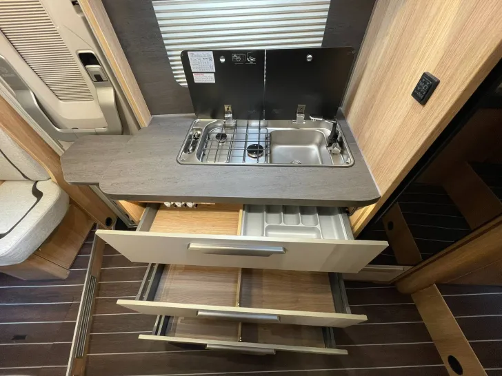 Fahrzeugbild Knaus SKY TI 650 MEG IC-LINE MJ2026 #18