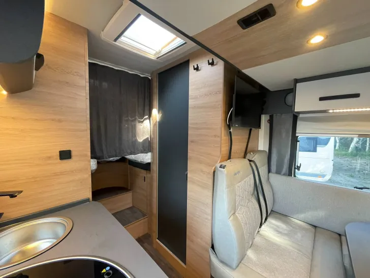 Fahrzeugbild Knaus L!VE WAVE 650 MEG BLACK SEL MJ2026 #32