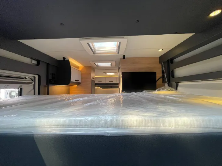 Fahrzeugbild Knaus L!VE WAVE 650 MEG BLACK SEL MJ2026 #36