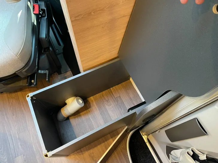 Fahrzeugbild Knaus L!VE WAVE 650 MEG BLACK SEL MJ2026 #44