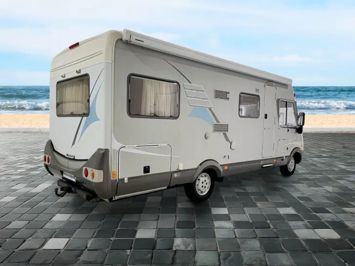 Fahrzeugbild Hymer B 644/SAT Vorbereitung/Festbett/Markise #4