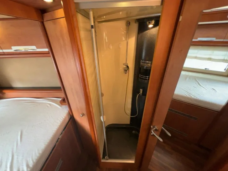 Fahrzeugbild Carthago M LINER 57 Aut./Festbett/Hubbett/2x Klima/Garage #16