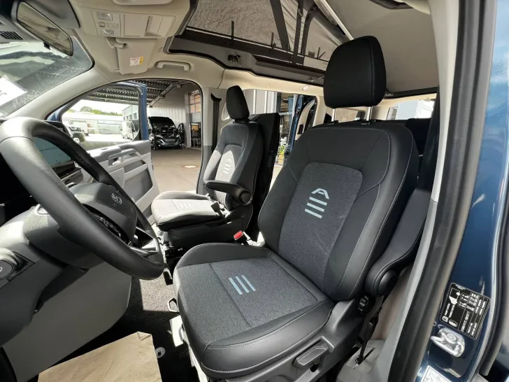 Fahrzeugbild Bürstner Copa C500 CasaPina+AT8G+Markise+Navi+4Sitze #14