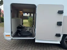 Fahrzeugbild Knaus Live 900 LEG-Aut.-Dachklima-TV-*Opt.Hubstützen #20