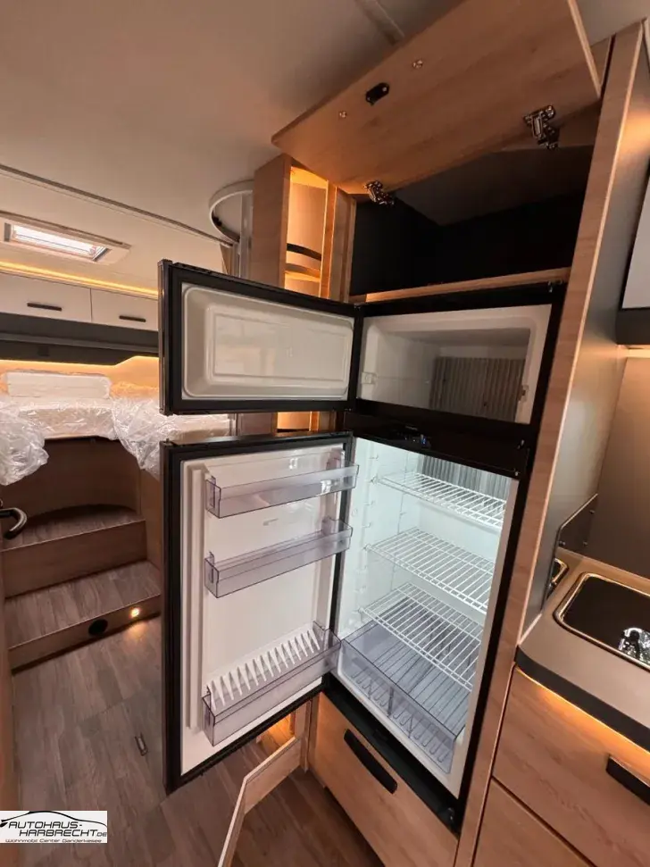 Fahrzeugbild Knaus Live 900 LEG-Aut.-Dachklima-TV-*Opt.Hubstützen #39