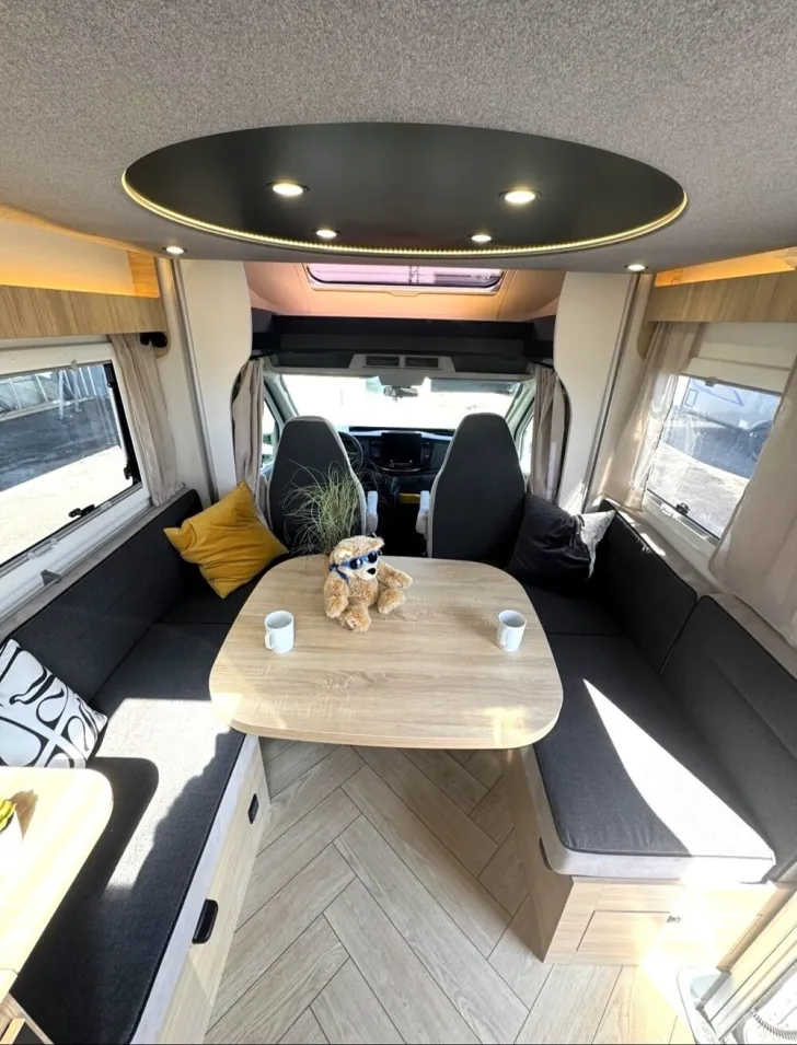 Fahrzeugbild Chausson Teilintegrierte 640 Titanium Line #8