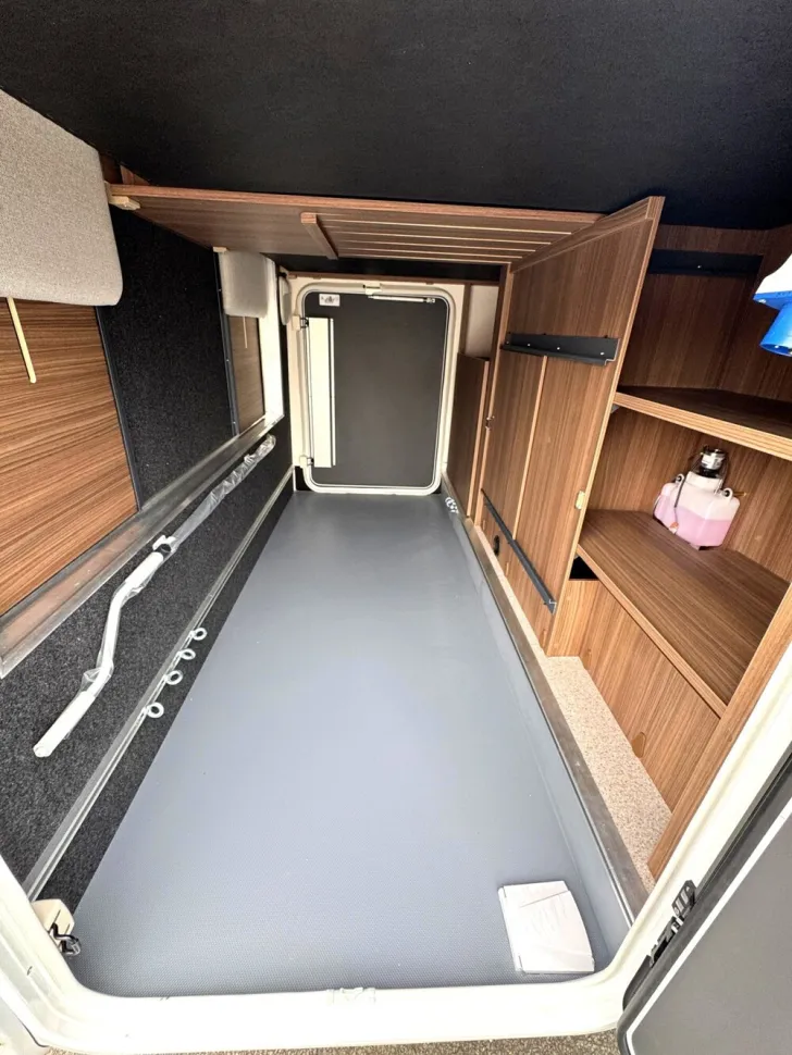Fahrzeugbild LMC Cruiser 750 EF #28