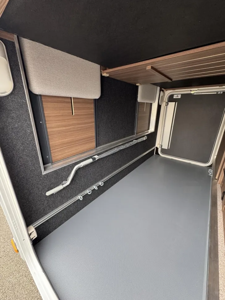 Fahrzeugbild LMC Cruiser 750 EF #29