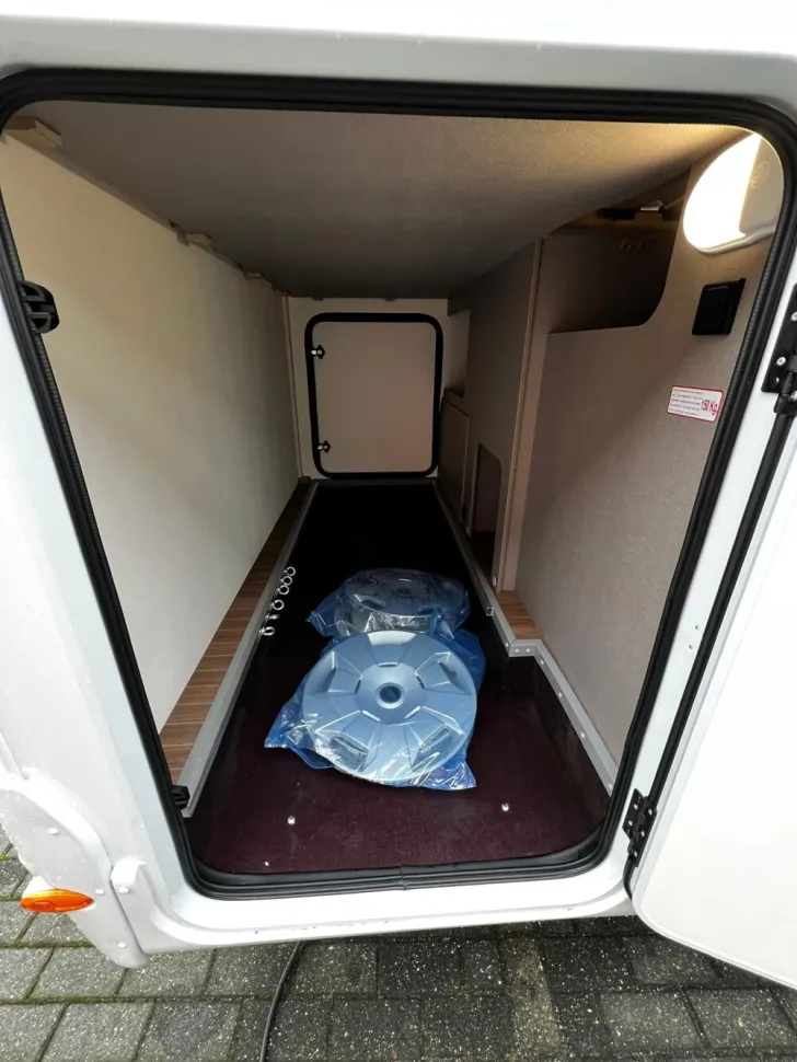 Fahrzeugbild Etrusco V Ford 6.6 SF #8