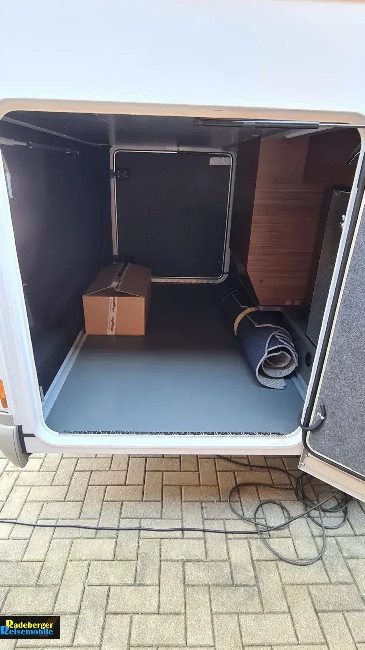 Fahrzeugbild Carthago chic c-line I 4.9 LE L #4