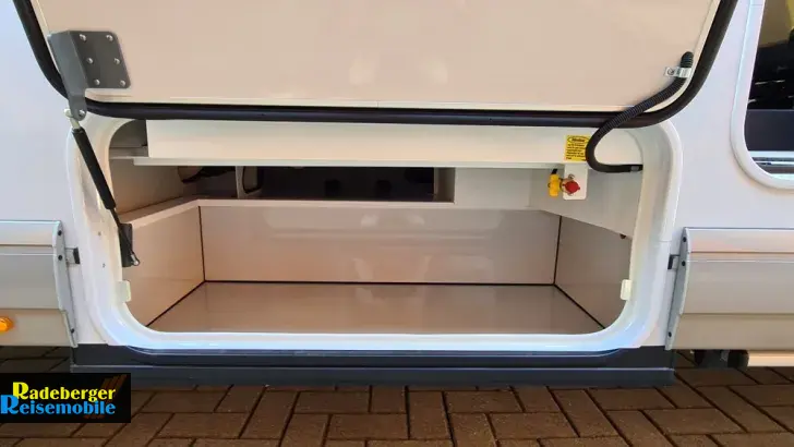 Fahrzeugbild Carthago chic c-line I 4.9 LE L #6