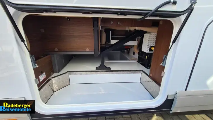 Fahrzeugbild Carthago chic c-line I 4.9 LE L #8