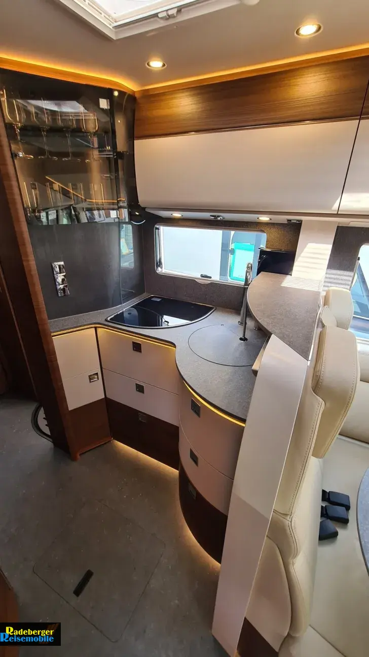 Fahrzeugbild Carthago chic c-line I 4.9 LE L #12