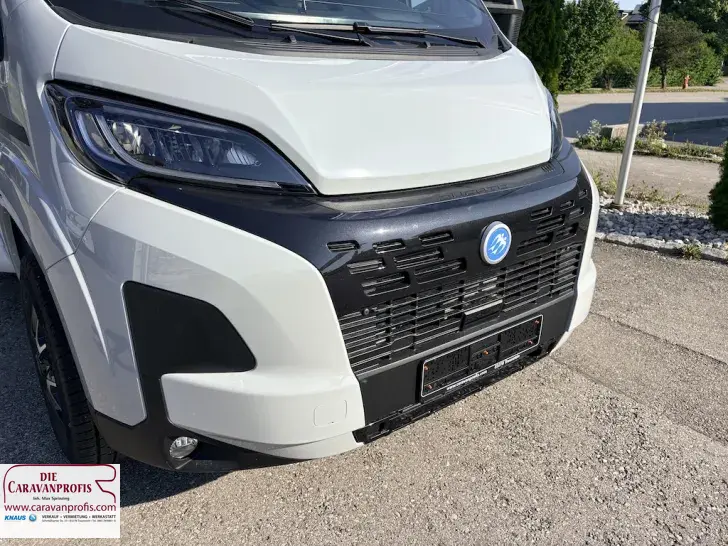 Fahrzeugbild Knaus L!VE TI 590 MF Platinum Selection Live 2027 #12