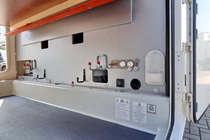 Fahrzeugbild Rapido 6F 696F PREMIUM EDITION | AHK, KLIMA, TV, SAT, SOLAR #13
