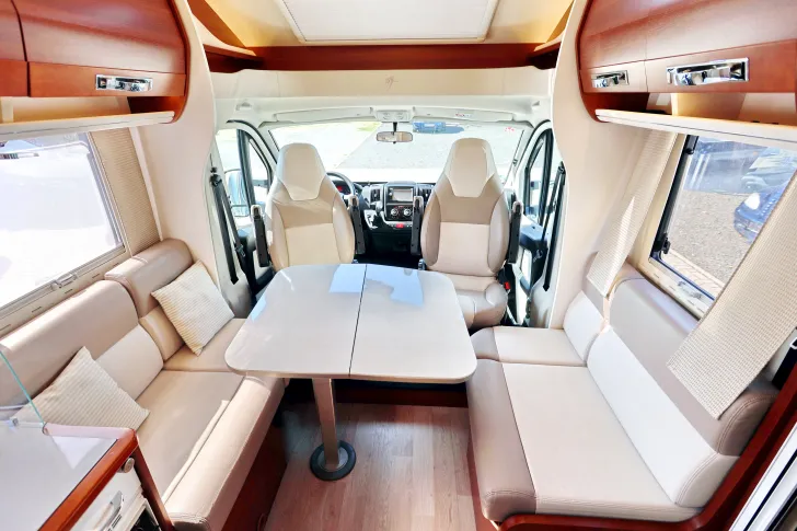 Fahrzeugbild Rapido 6F 696F PREMIUM EDITION | AHK, KLIMA, TV, SAT, SOLAR #15