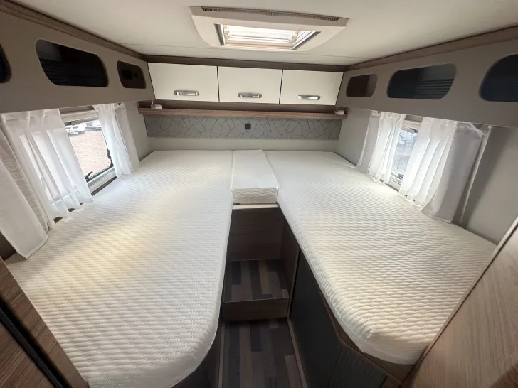 Fahrzeugbild Weinsberg CaraCompact EDITION PEPPER 600 MEG ab 11.2026 Verfügbar #12