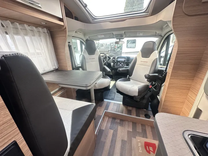 Fahrzeugbild Weinsberg CaraCompact EDITION PEPPER 600 MEG ab 11.2026 Verfügbar #10
