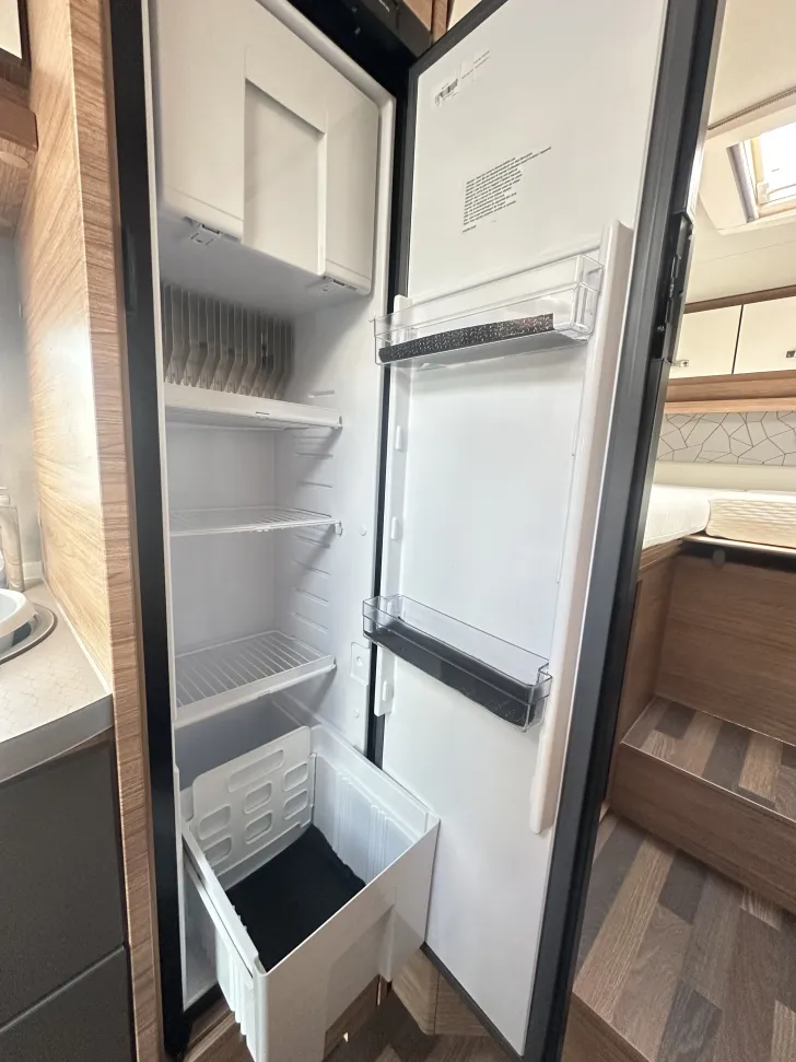 Fahrzeugbild Weinsberg CaraCompact EDITION PEPPER 600 MEG ab 11.2026 Verfügbar #16