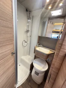 Fahrzeugbild Weinsberg CaraCompact EDITION PEPPER 600 MEG ab 11.2026 Verfügbar #18