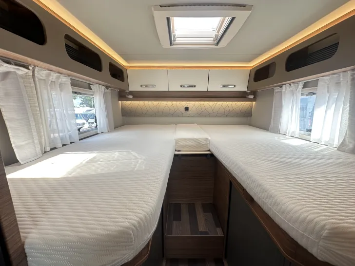 Fahrzeugbild Weinsberg CaraCompact EDITION PEPPER 600 MEG ab 11.2026 Verfügbar #13