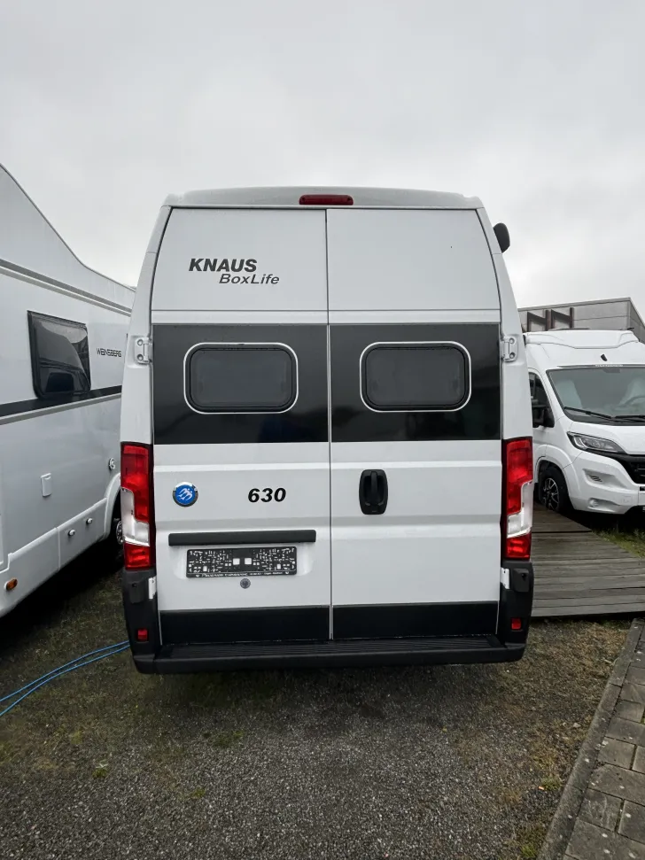 Frontal Hinten Knaus BoxLife 630 ME AHK Navi Rahmenfenst Radträger