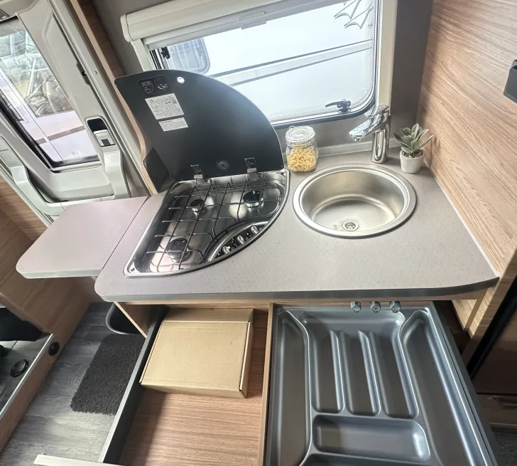 Fahrzeugbild Weinsberg CaraSuite EDITION SPICY 650 MEG Automatikgetriebe #22