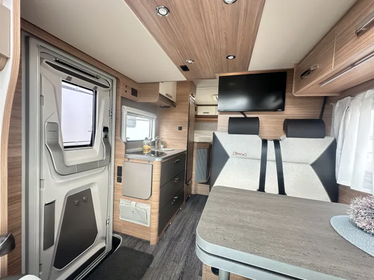 Fahrzeugbild Weinsberg CaraSuite EDITION SPICY 650 MEG Automatikgetriebe #7