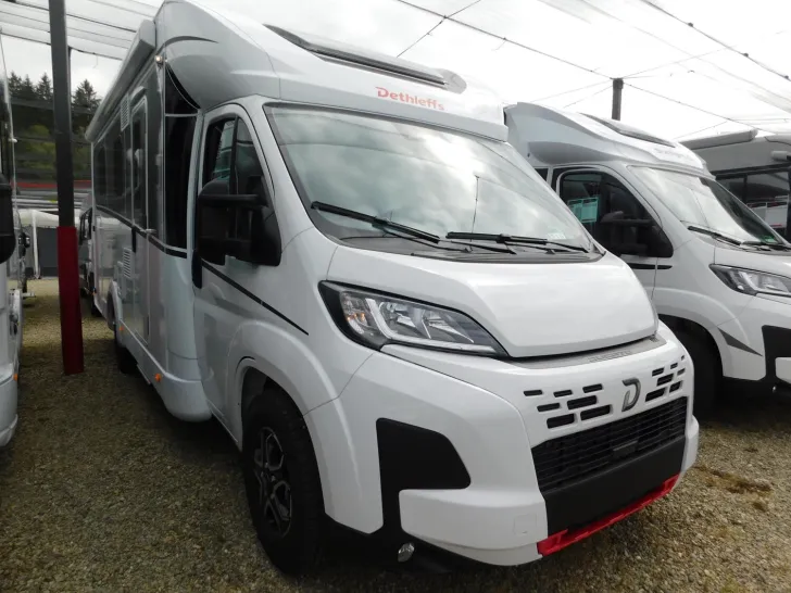 Fahrzeugbild Dethleffs Just Camp Active T 7052 DBM 8G-Automatik+Hubbett #3