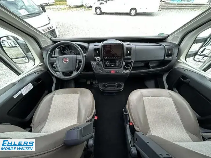 Fahrzeugbild Eura Mobil Profila RS 675 SB Solar,Lithium,Wechselrichter #13