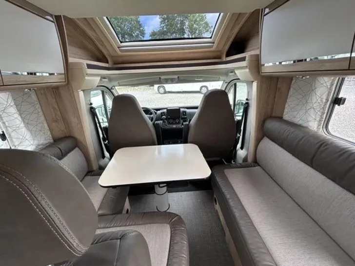Fahrzeugbild Eura Mobil Profila RS 675 SB Solar,Lithium,Wechselrichter #14