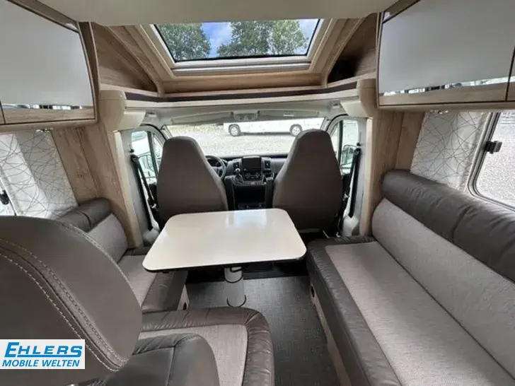 Fahrzeugbild Eura Mobil Profila RS 675 SB Solar,Lithium,Wechselrichter #14