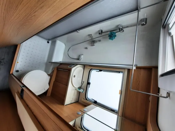 Fahrzeugbild LMC Cruiser V 643 70 Jahre Verfüg./Sparen Sie 6.476,- € #13