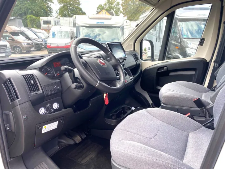 Fahrzeugbild Clever Runner 636 Fiat 160 PS !!! TopPreis+Service !!! #6