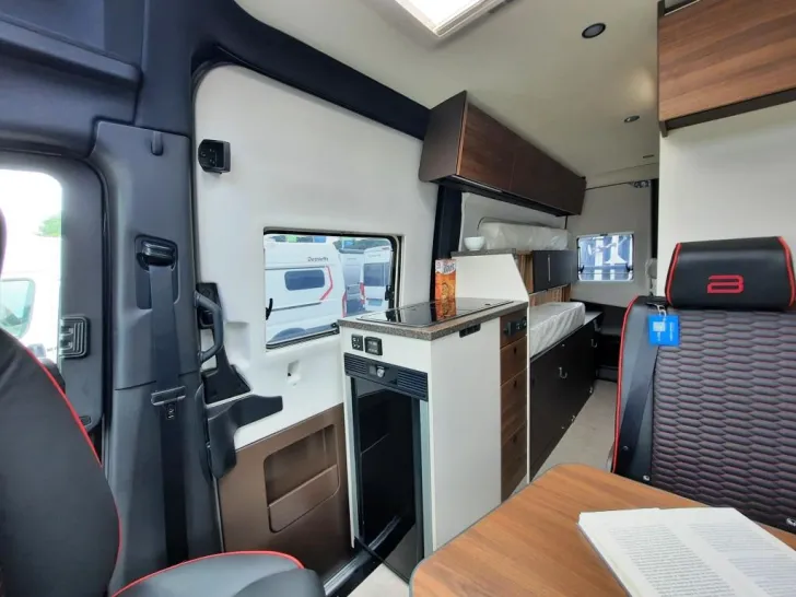 Fahrzeugbild Bürstner Habiton HMX 6.0 Verfüg./Sparen Sie 5.846,- € #6