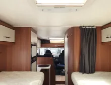 Fahrzeugbild LMC Explorer Sport-Line I 675 G - Black-Line #14