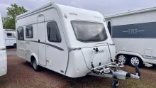 Fahrzeugbild Hymer Eriba Nova Light 425 #1