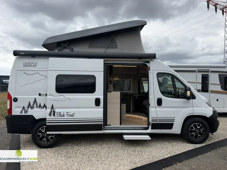 Fahrzeugbild Bürstner Campeo C 600 Black Forest*AHK*WLAN*MARKISE* #3