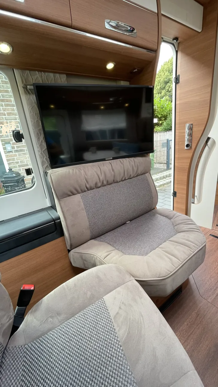 Fahrzeugbild Carthago chic c-line I 5.0 QB L 180 PS Automatik, neuwertig #9
