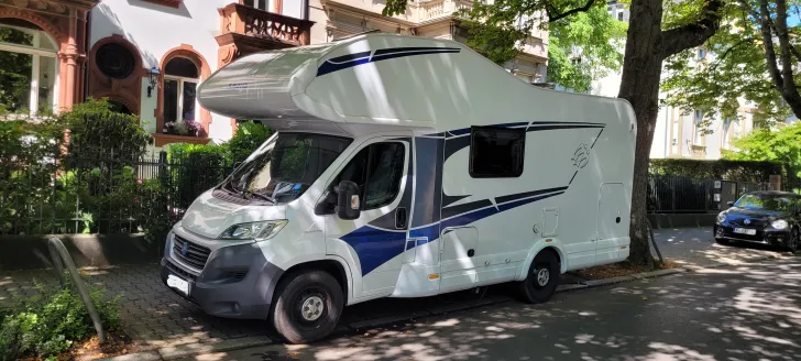 Fahrzeugbild Knaus L!VE Traveller 600 DKG Familienfahrzeug, Top Ausstatt #1