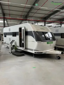 Fahrzeugbild Hobby De Luxe 545 KMF Abverkauf / 2000 kg #1