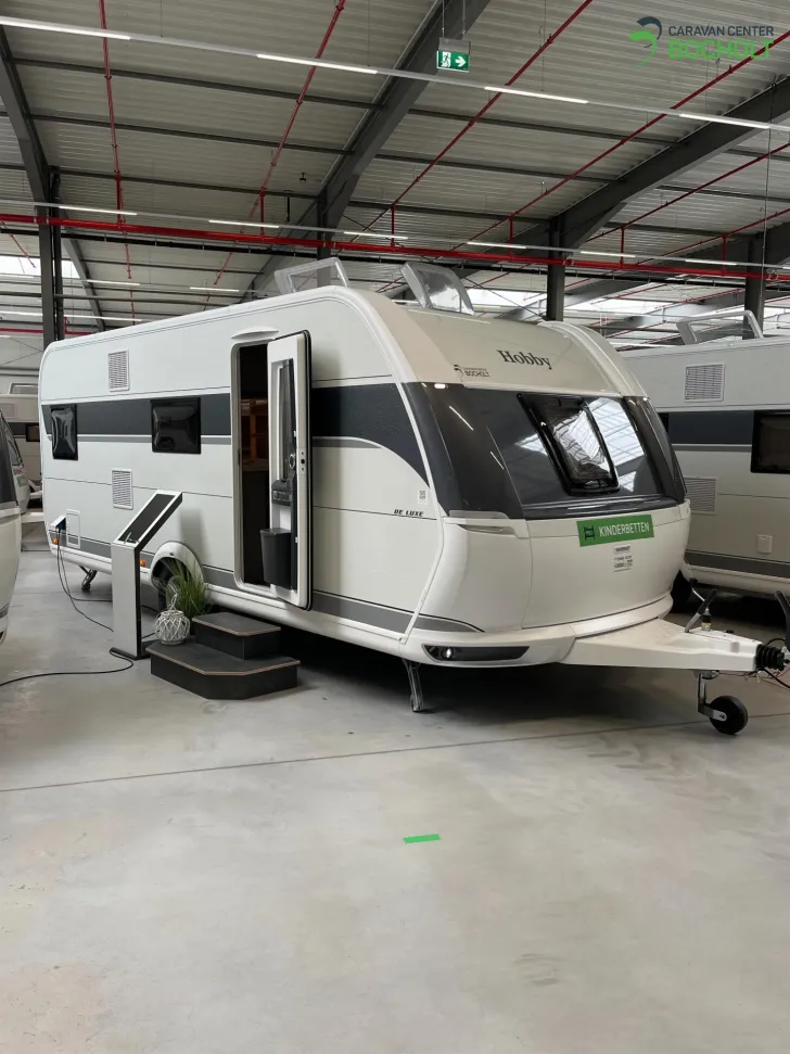 Fahrzeugbild Hobby De Luxe 545 KMF Abverkauf / 2000 kg #1