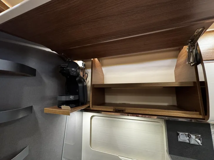 Fahrzeugbild Carthago c-tourer superior I 145 RB LE (207) #23